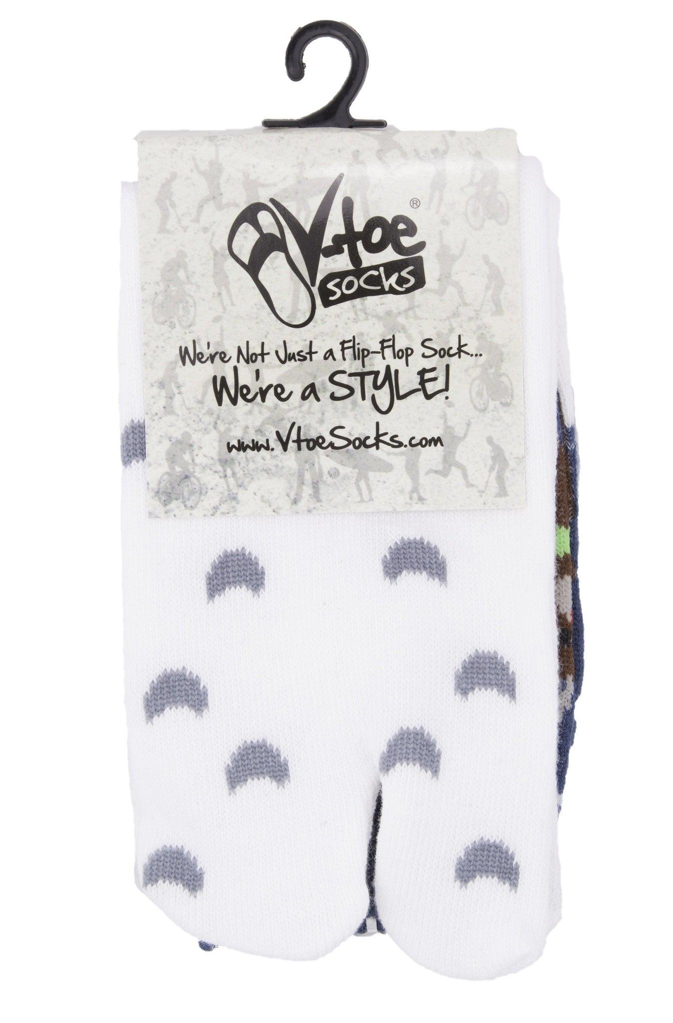 1 Pair - V-Toe Flip Flop Tabi Socks - Reindeer Pattern by V-Toe Socks, Inc - The Hammer Sports