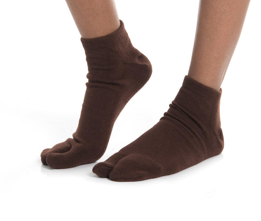 Thicker V-Toe Athletic or Casual Brown Flip-Flop Tabi Socks Cotton Blend Comfortable Stylish - Ankle Socks by V-Toe Socks, Inc - The Hammer Sports